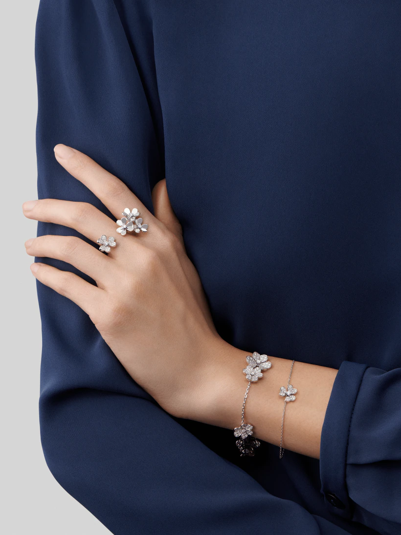 [Everoly JW]FRIVOLE SILBERNES BLUMEN-DIAMANTARMBAND 