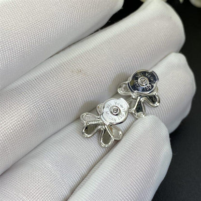 [Everoly JW]FRIVOLE MINI SILBERNE BLUMENOHRRINGE