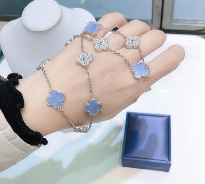[Everoly JW]CLOVER 10 MOTIVE CHALCEDON DIAMANTEN SILBER HALSKETTE